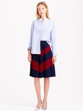 NWT J. Crew Pleated Chevron Midi Skirt in Navy and Burgundy Style B2684 Size 12P